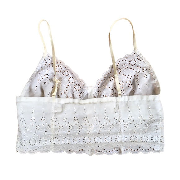 Hanky Panky Eyelet Button Up Bralette size small - Picture 2 of 15